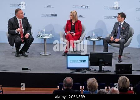 US-Außenminister Michael R. Pompeo hält am 15. Februar 2020 bei der Münchner Sicherheitskonferenz in München eine Rede Stockfoto