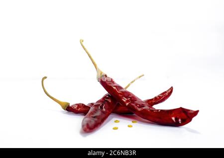 Rot getrocknete Chili mit Samen Stockfoto