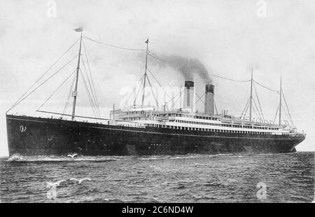 RMS Adriatic in einer alten Postkarte ca. Anfang 1900er Stockfoto