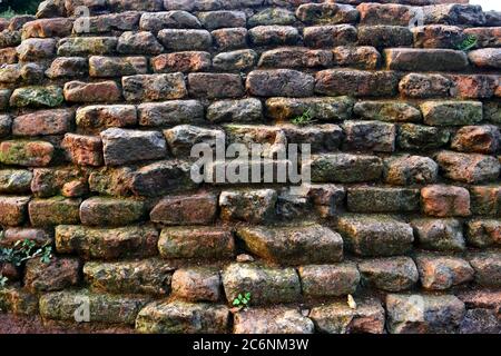 Betonmuster und Textur auf alter Gebäudewand Stockfoto