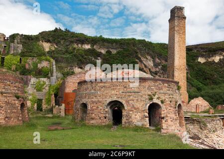 Porth Wen Ziegelei ist ein stilles viktorianisches Ziegelei ursprünglich verwendet, um Feuersteine zu Linie Stahl-Herstellung Öfen. Stockfoto