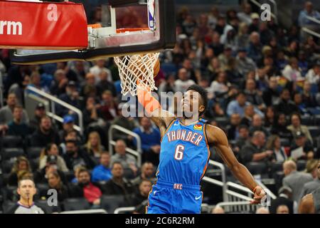 Oklahoma Thunder Spieler Hamidou Diallo macht einen Dunk im Amway Center in Orlando Florida am Mittwoch, 22. Januar 2020. Bildnachweis: Marty Jean-Louis Stockfoto