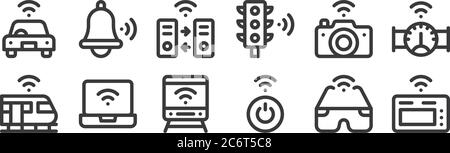 12 Satz von linearen Internet der Dinge Symbole. Dünne Umrisse Symbole wie Smart-Backofen, einschalten, Laptop, Kamera, Datenübertragung, Glocke für Web, mobil Stock Vektor