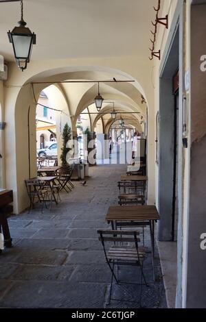 Leere Restaurants in Greve in Chianti wegen Covid 19. Stockfoto