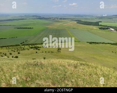 Rana Berg in der Nähe der Stadt Louny, beste Paragliding-Ort in der Tschechischen republik Stockfoto