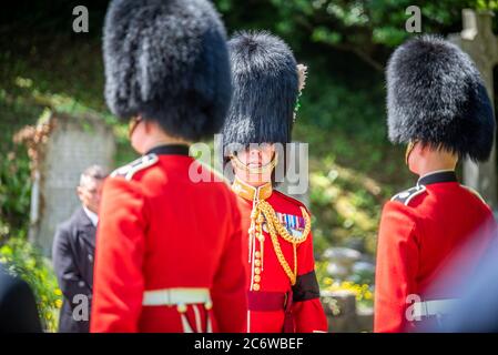 Brighton UK, 10. Juli 2020: Britisches Militärpersonal bei der Beerdigung von Dame Vera Lynn Stockfoto