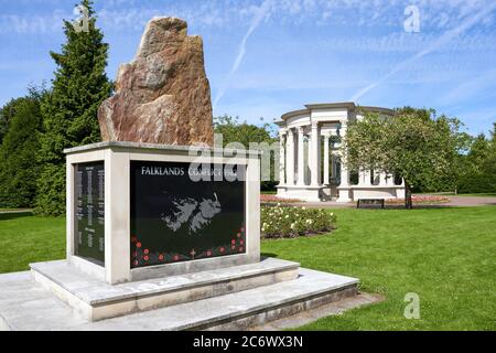 Gedenkstein von den Menschen der Falklandinseln an die Waliser, die im Falklandkonflikt ums Leben kamen Stockfoto