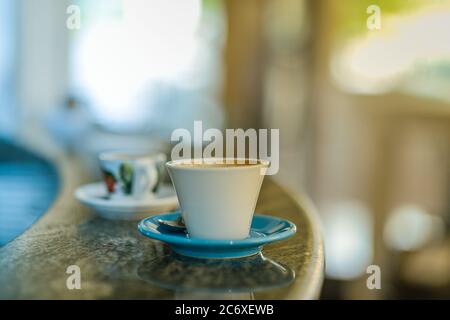 Espresso Kaffee Cappuccino Nahaufnahme über Kopf Aufnahme , Tageslicht , ein Stockfoto