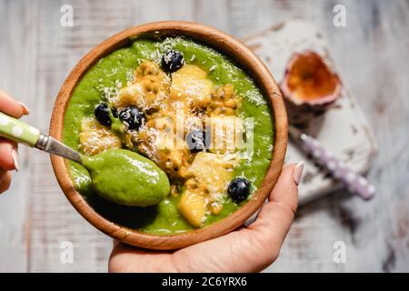 Grüner Smoothie Schüssel Stockfoto