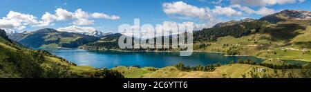 Roselend See in der Nähe von Beaufort, Savoie, Auvergne Rhone Alpes, Frankreich Stockfoto