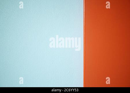 Farbe orange der Wand mit Textur Hintergrund. Stockfoto
