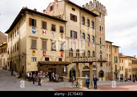 Arezzo ist eine Stadt in der mittelitalienischen Region Toskana. Sie ist die Hauptstadt der gleichnamigen Provinz und viertgrößte Stadt der Toskana. Berü Stockfoto