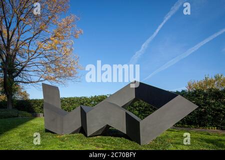 Throwback (3/3) von Tony Smith , 1977, The Hirshhorn Museum and Sculpture Garden, Washington, DC, USA Stockfoto