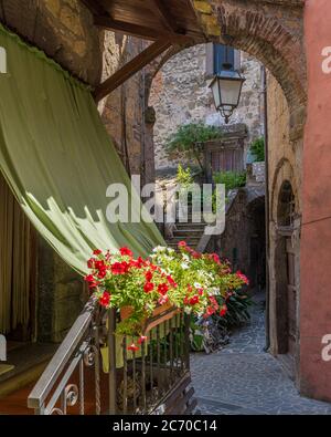 Landschaftlich reizvolle Aussicht im Dorf Civitella d'Agliano, Provinz Viterbo, Latium, Italien. Stockfoto