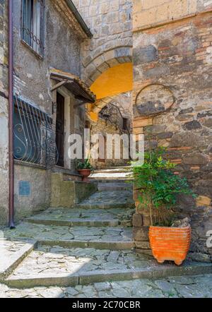 Landschaftlich reizvolle Aussicht im Dorf Civitella d'Agliano, Provinz Viterbo, Latium, Italien. Stockfoto