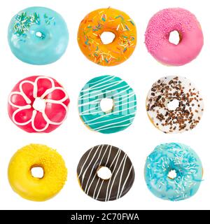 Set von verschiedenen bunten Donuts isoliert auf weißem Hintergrund. Draufsicht. Stockfoto