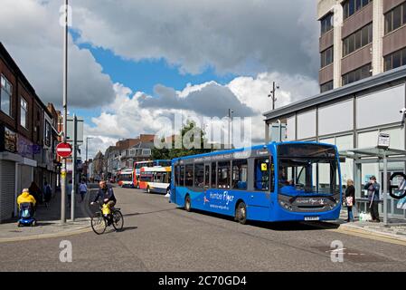 Straße in Grimsby, North East Lincolnshire, England Großbritannien Stockfoto