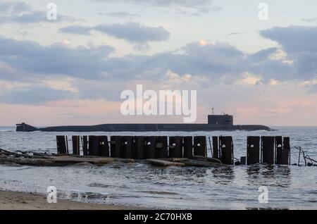 Juli 2020 - Russische Atom-U-Boot. Russische Nordflotte. Russland, Weißes Meer Stockfoto