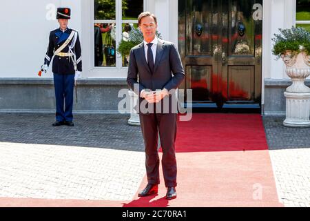 Den Haag, Niederlande. Juli 2020. DEN HAAG, 13-07-2020, Catshuis, Premierminister Mark Rutte empfängt den spanischen Premierminister Pedro Sanchez zu einem Arbeitsessen im Catshuis. Dies im Vorfeld der zusätzlichen Tagung des Europäischen Rates und des jüngsten Vorschlags für einen europäischen Konjunkturfonds. Kredit: Pro Shots/Alamy Live Nachrichten Stockfoto