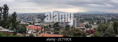 Addis Abeba, Äthiopien - Oktober 2017: Panorama der Hauptstadt Äthiopien, Addis Abeba Stockfoto