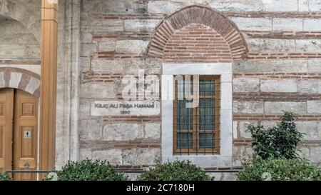 Istanbul, Türkei - Dezember 2017: Kilic Ali Pasha Hammam Eingang Stockfoto