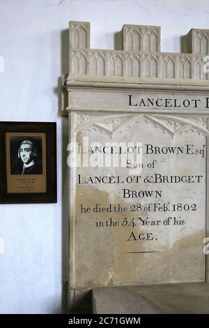 Das Lancelot Capability Brown Memorial, Church of St Peter and St Paul, Fenstanton Village, Cambridgeshire, England, Großbritannien Stockfoto