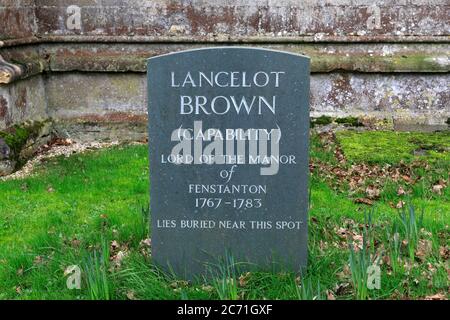 Das Lancelot Capability Brown Memorial, Church of St Peter and St Paul, Fenstanton Village, Cambridgeshire, England, Großbritannien Stockfoto