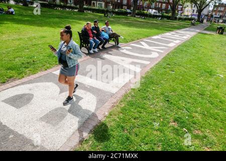Turnpike Lane, London, Großbritannien. Juli 2020. Schwarze Leben Materie Graffiti in Ducketts Common, Turnpike Lane. Kredit: Matthew Chattle/Alamy Live Nachrichten Stockfoto