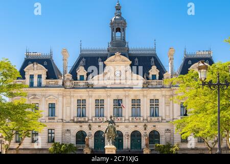 Vannes, schöne Stadt in der Bretagne, das Rathaus in der Altstadt Stockfoto