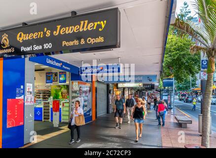 Geschäfte auf der Queen Street in der Innenstadt von Auckland, Neuseeland Stockfoto