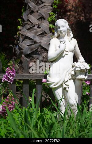 Garden Statue, Los Rios Historic District, San Juan Capistrano, Orange County, Kalifornien, USA Stockfoto