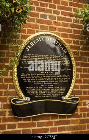 Jeremy Bentham Pub, benannt nach dem Wohltäter des University College London Stockfoto