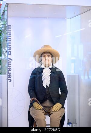 Jeremy Bentham - Auto-Symbol, auf der Anzeige im Student Center, University College London Stockfoto