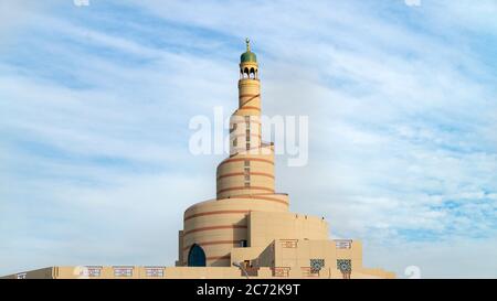 Doha, Katar - Februar 2019: Al Fanar Moschee, die Spiral Moschee genannt wird Stockfoto