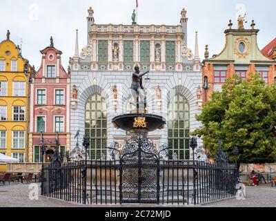 Statue von Neptun Brunnen in der Altstadt von Danzig Stockfoto