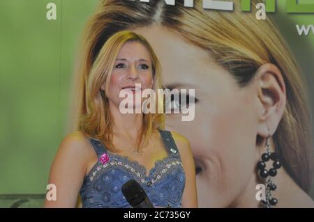 Stefanie Hertel bei ihrer Promotiontour im Marktkauf in Görlitz am 25.4.2016 Stockfoto