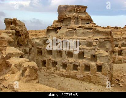 Nahaufnahme von architektonischen Details auf der Oberseite von Masada in Israel Stockfoto