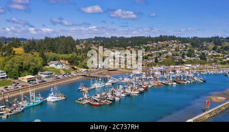 Luftaufnahme des Hafens in Newport, Oregon Stockfoto