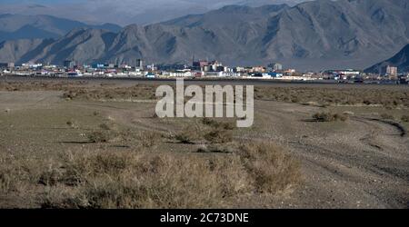 Die Stadt Olgii ist die Hauptstadt der Provinz Bayan-Olgii in der westlichen Mongolei. Stockfoto