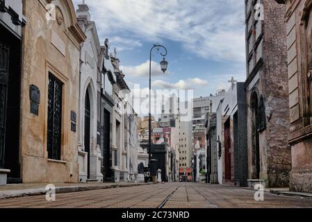 19. Mai 2015 - Buenos Aires, Argentinien: Friedhof La Recoleta (Cementerio de la Recoleta) historische Mausoleen Stockfoto