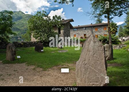 Italien, Lombardei, Nationalpark der Felszeichnungen von Naquane Capo di Ponte, Valcamonica Stockfoto