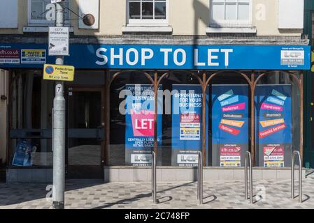 Einkaufen zum vermieten in Kingston upon Thames Stadtzentrum Stockfoto