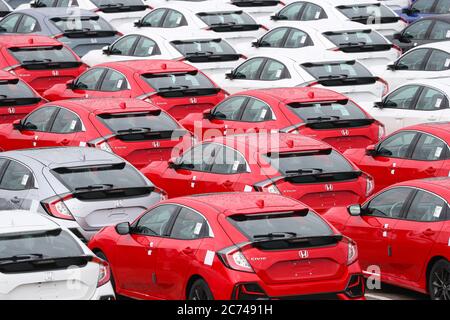 Neue Honda Civic Autos direkt aus der Produktionslinie bereit für den Export in Southampton Docks, Großbritannien Stockfoto