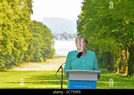 Prien, Deutschland. Juli 2020. Bundeskanzlerin Angela MERKEL (CDU) bei der Pressekonferenz. Das Bayerische Kabinett trifft am 14. Juli 2020 auf Schloss Herrenchiemsee Bundeskanzlerin Merkel. Quelle: dpa/Alamy Live News Stockfoto