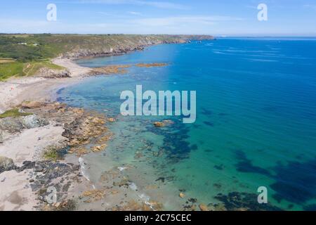 Luftaufnahme von Kennack Sands, Lizard, Cornwall, England, Vereinigtes Königreich Stockfoto