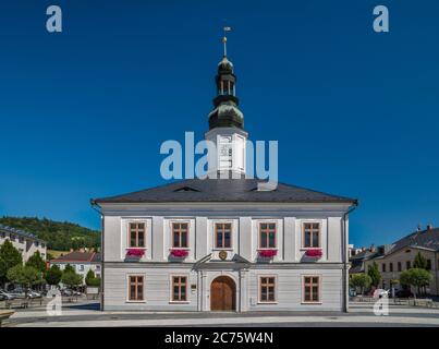 Rathaus in Masarykovo namesti in der Stadt Jesenik, Böhmisches Schlesien, Olomouc Region, Tschechische Republik Stockfoto