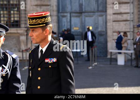 Roma, Italien. Juli 2020. Rom, Piazza Farnese: 231. Jahrestag der Einnahme der Bastille in der französischen Botschaft. Kredit: SPP Sport Presse Foto. /Alamy Live Nachrichten Stockfoto