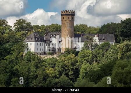 Burg Dehrn über der Lahn im Dorf Dehrn, Teil der Stadt Runkel, Bezirk Limburg-Weilburg in Hessen, Deutschland, Europa Stockfoto