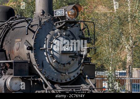 Durango, CO / USA – 13. August 2012: Lokomotion der Schmalspurbahn Durango und Silverton vorne Teil der Triebwerksnummer 480 am Depot in Durango, C Stockfoto