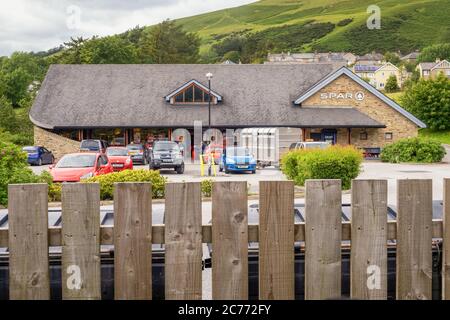 Die Howgill Fells sind Hügel in Nordengland zwischen dem Lake District und den Yorkshire Dales, die ungefähr zwischen den Eckpunkten eines Dreiecks liegen Stockfoto